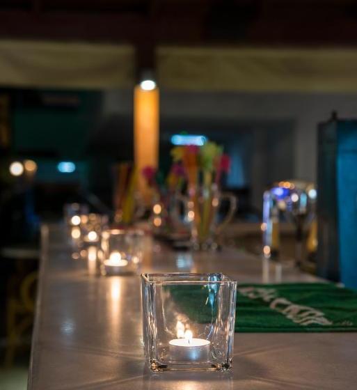 Yiannis Yard Studios & Apartments