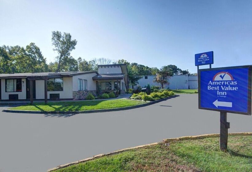 Отель Americas Best Value Inn Heath Newark