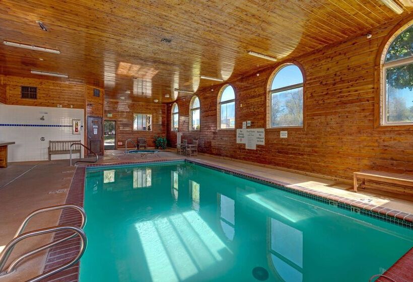 فندق Baymont By Wyndham Salida