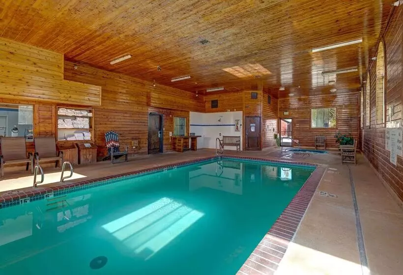 בית מלון כפרי Baymont By Wyndham Salida