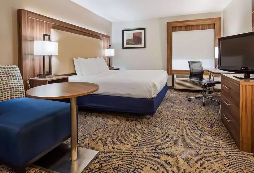 فندق Best Western Plus Kansas City Airportkci East