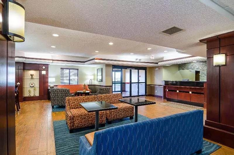 בית מלון כפרי Comfort Inn & Suites
