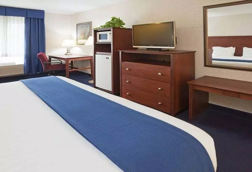 ホテル Holiday Inn Express Deforest, An Ihg