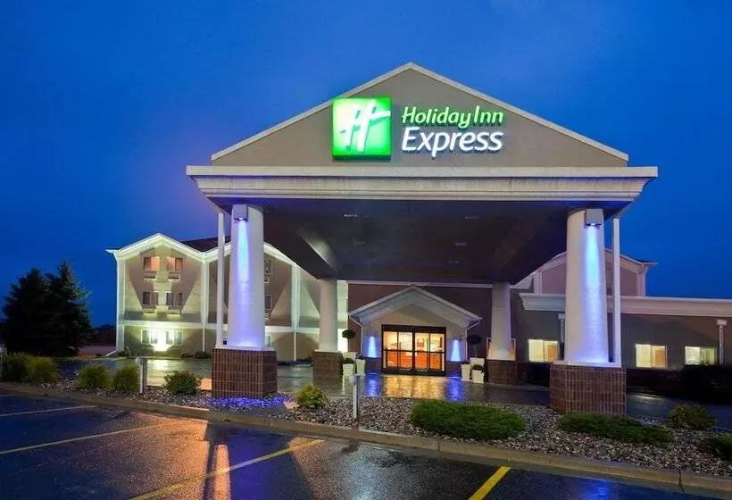 هتل Holiday Inn Express Jamestown, An Ihg