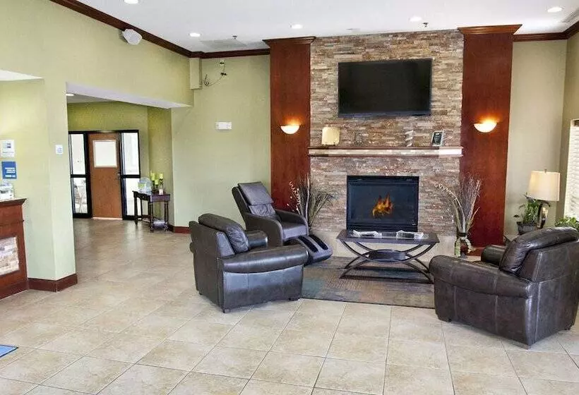 هتل Holiday Inn Express Jamestown, An Ihg