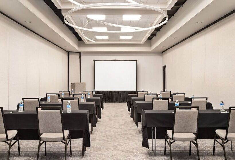 هتل Holiday Inn Orlando International Airport, An Ihg