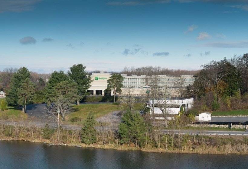 호텔 Holiday Inn & Suites Marlborough By Ihg