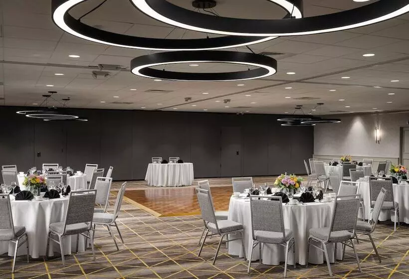 酒店 Holiday Inn & Suites Marlborough By Ihg