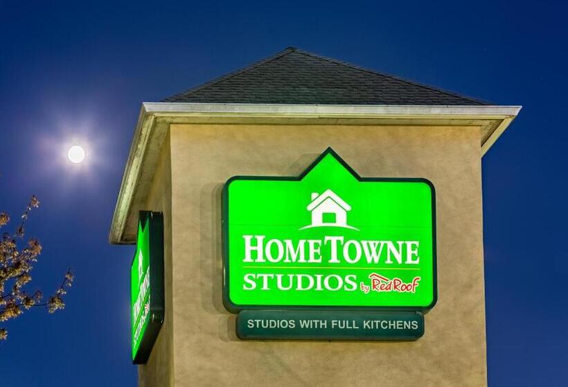 Otel Hometowne Studios By Red Roof Atlanta Ne Peachtree Corners