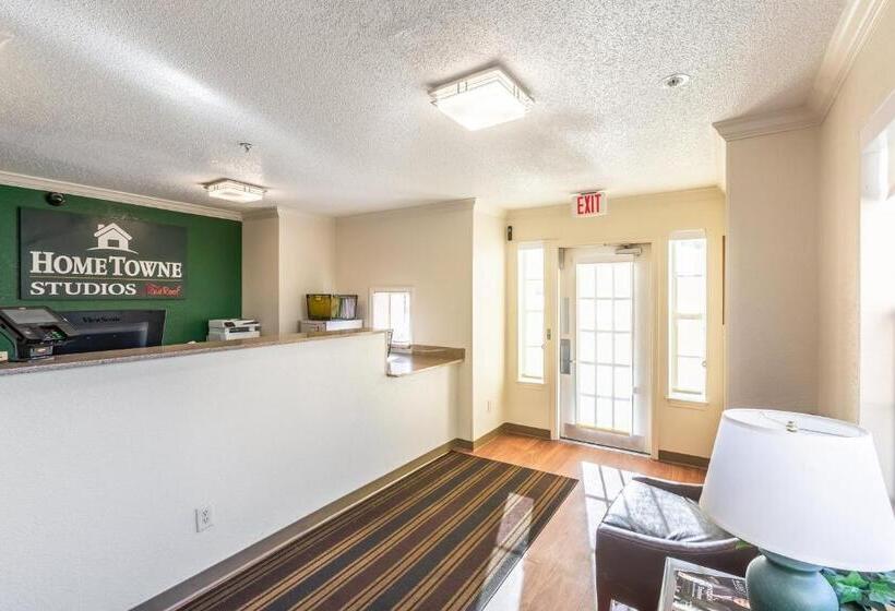 Otel Hometowne Studios By Red Roof Atlanta Ne Peachtree Corners