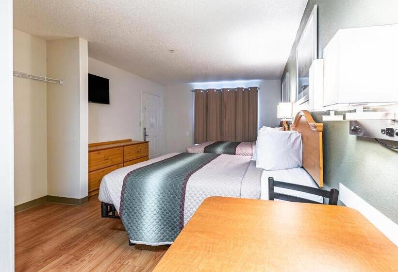 Otel Hometowne Studios By Red Roof Atlanta Ne Peachtree Corners