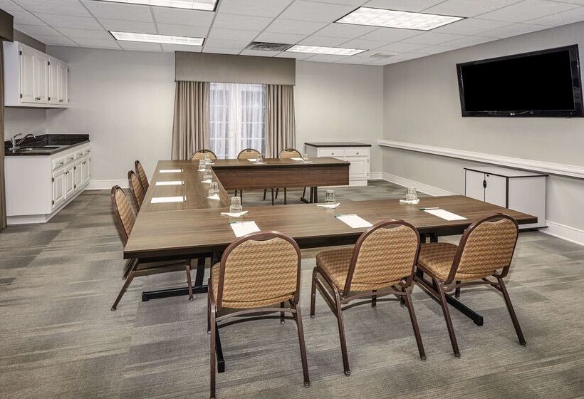 ホテル Homewood Suites By Hilton Indianapoliskeystone Crossing