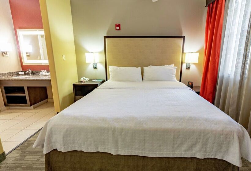 هتل Homewood Suites By Hilton Longview