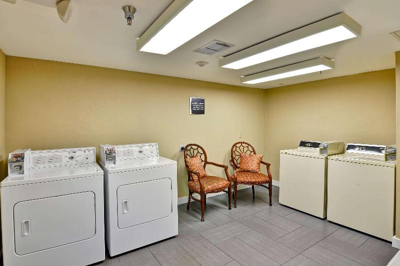 هتل Homewood Suites By Hilton Longview