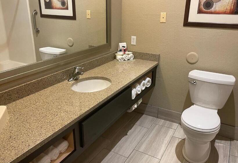 فندق Stay Suites Formerly Known As Days Inn & Suites By Wyndham La Crosse Onalaska