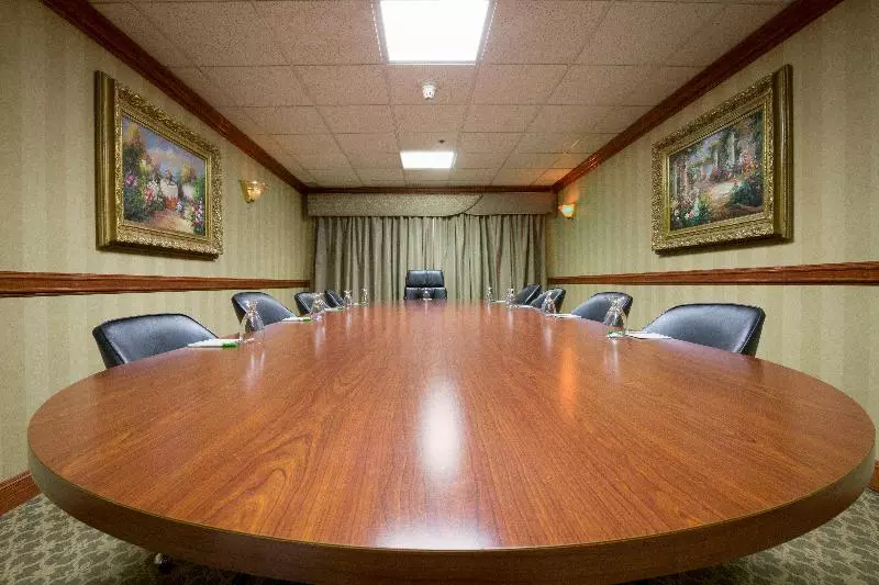 호텔 Wyndham Garden Southgate