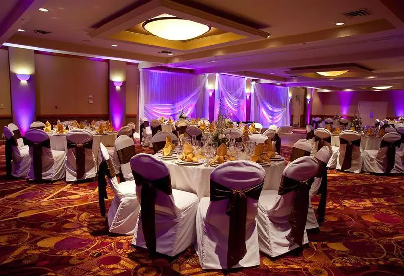 Red Lion Hotel & Conference Center Seattle Renton