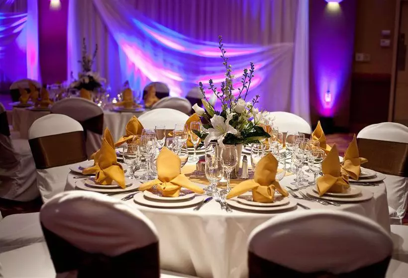 Red Lion Hotel & Conference Center Seattle Renton