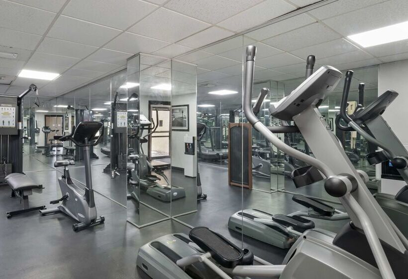 אתר נופש Best Western International Speedway