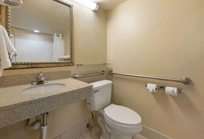 Курорт Best Western International Speedway