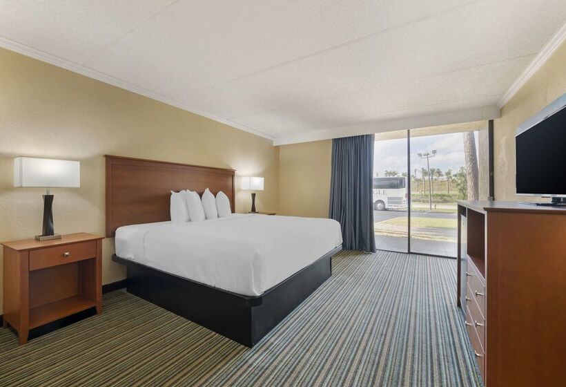 אתר נופש Best Western International Speedway