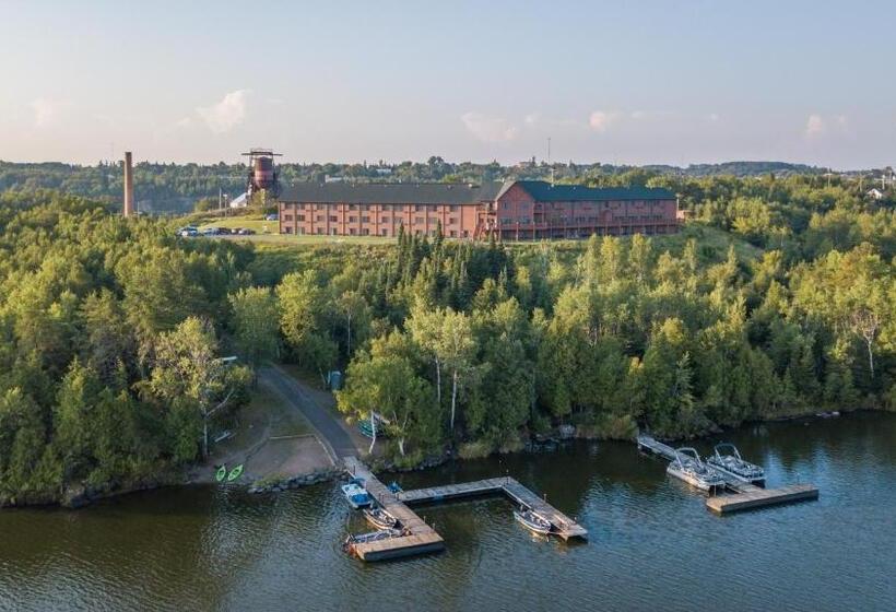 Курорт Grand Ely Lodge