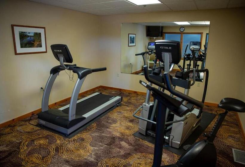 Курорт Grand Ely Lodge