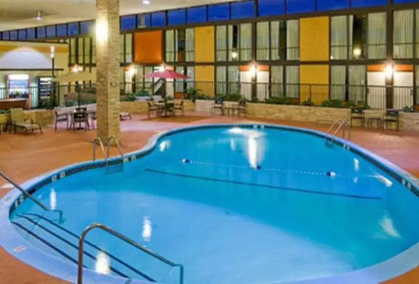 Wyndham Garden Oklahoma City Hotel & Conference Ctr Near Airport, Fairgrounds Paycom & I40