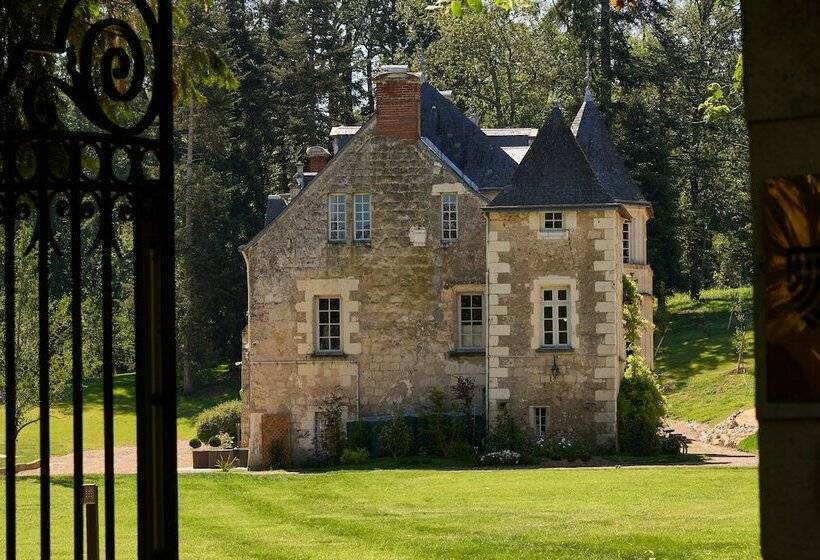 צימר Domaine De La Commanderie De Ballan