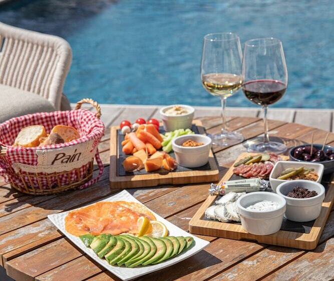 צימר Domaine De La Commanderie De Ballan