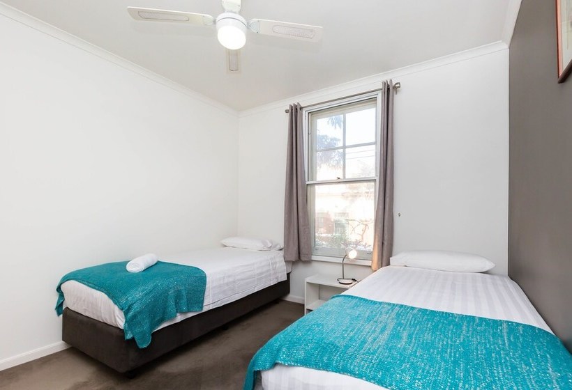 Kayla, 2bdr Southbank Apartment