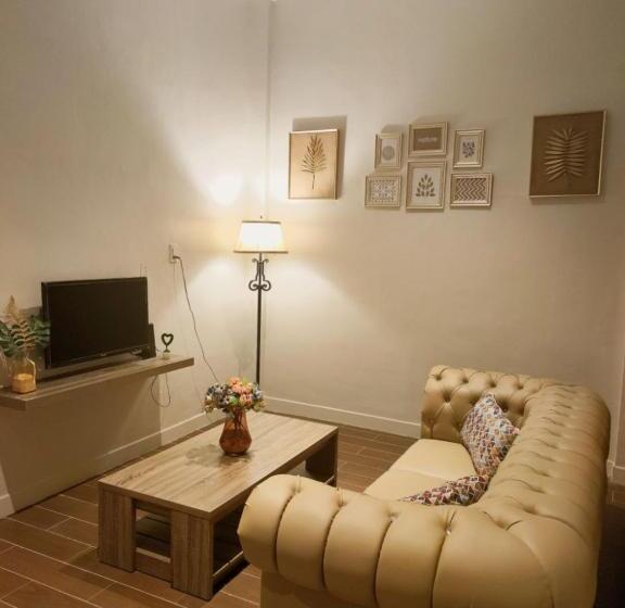 فندق Green Forest