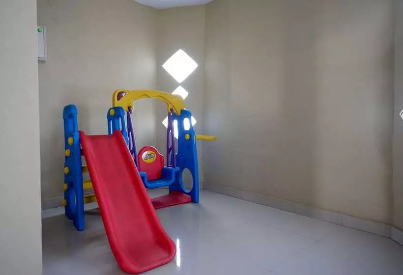 Hotelli Reddoorz Syariah At Jalan Jenderal Sudirman Palopo