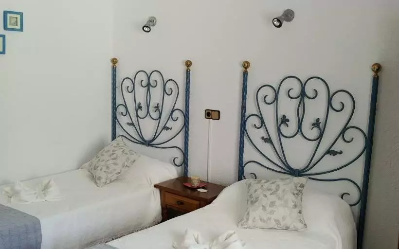 Hotelli Hostal & Restaurante Miralpas