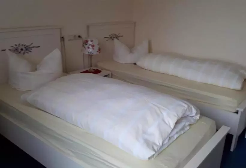 Hotelli Und Restaurant Knesebecker Hof