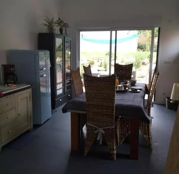 ベッドアンドブレックファースト Chambres D Hôtes L Aubaine Avec Jacuzzi