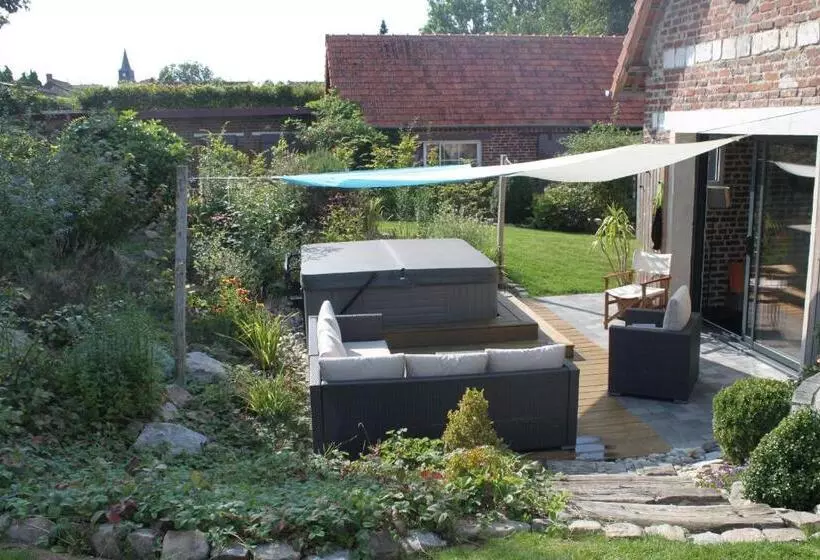 ベッドアンドブレックファースト Chambres D Hôtes L Aubaine Avec Jacuzzi