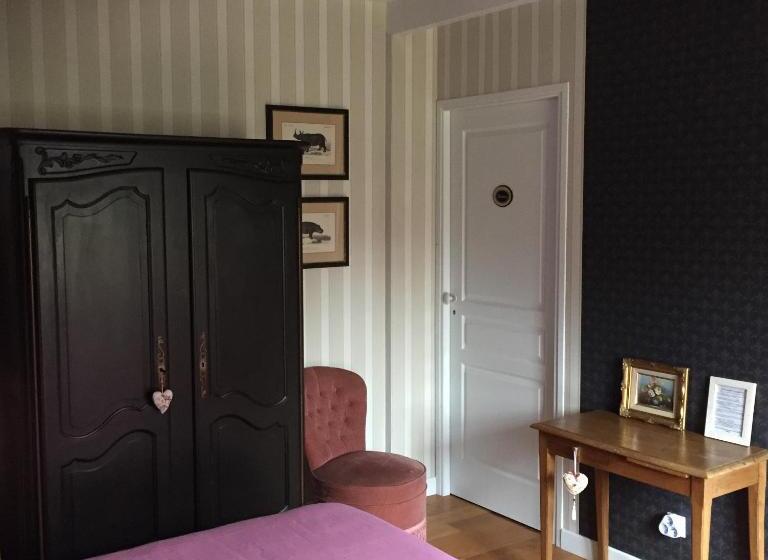 住宿加早餐  Chambres D Hôtes L Aubaine Avec Jacuzzi