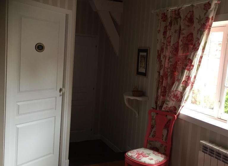 住宿加早餐  Chambres D Hôtes L Aubaine Avec Jacuzzi