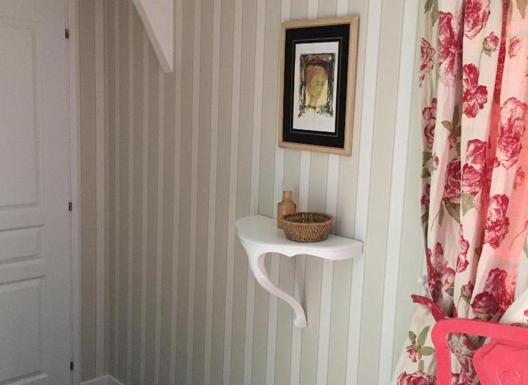 住宿加早餐  Chambres D Hôtes L Aubaine Avec Jacuzzi