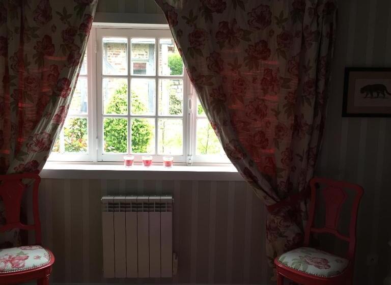 住宿加早餐  Chambres D Hôtes L Aubaine Avec Jacuzzi