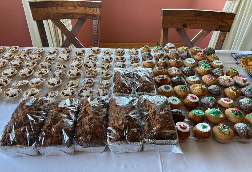 צימר Inny River Lodge