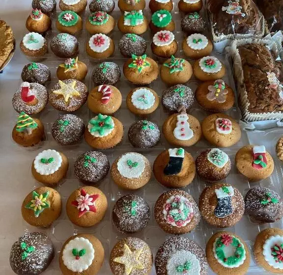 ベッドアンドブレックファースト Inny River Lodge