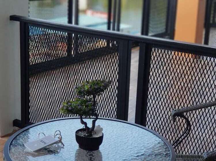 فندق Monaz River Kwai Kanchanaburi