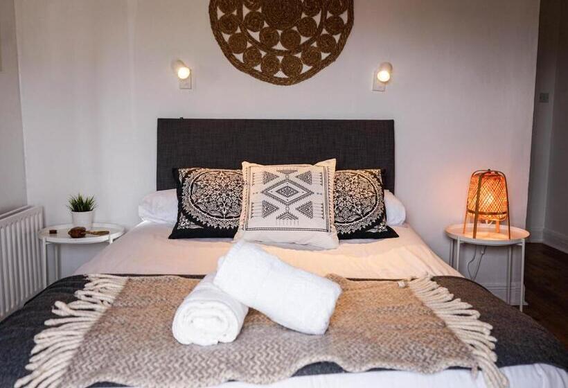 مبيت وإفطار Pure Magic Lodge