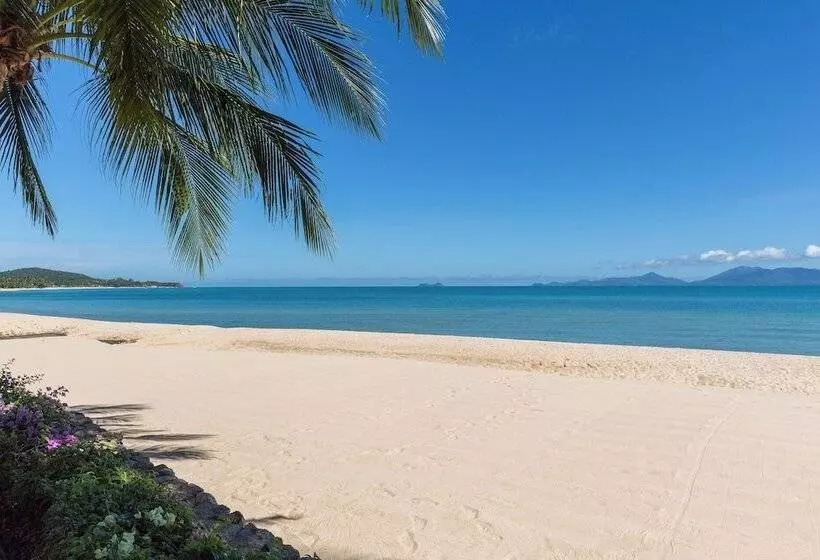 Miskawaan Beachfront Villas