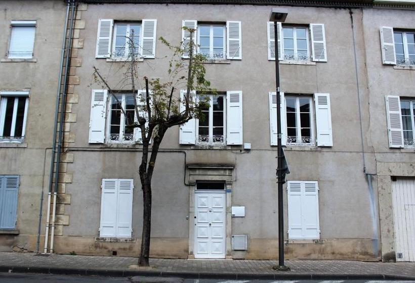 بنسيون De La Chambre Au Jardin