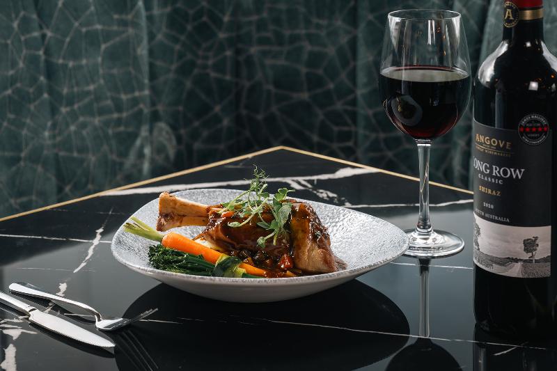 The Gleneagle River Apartments