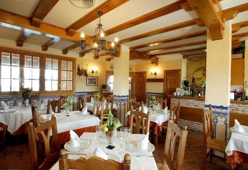 Apartamentos Hotel 77