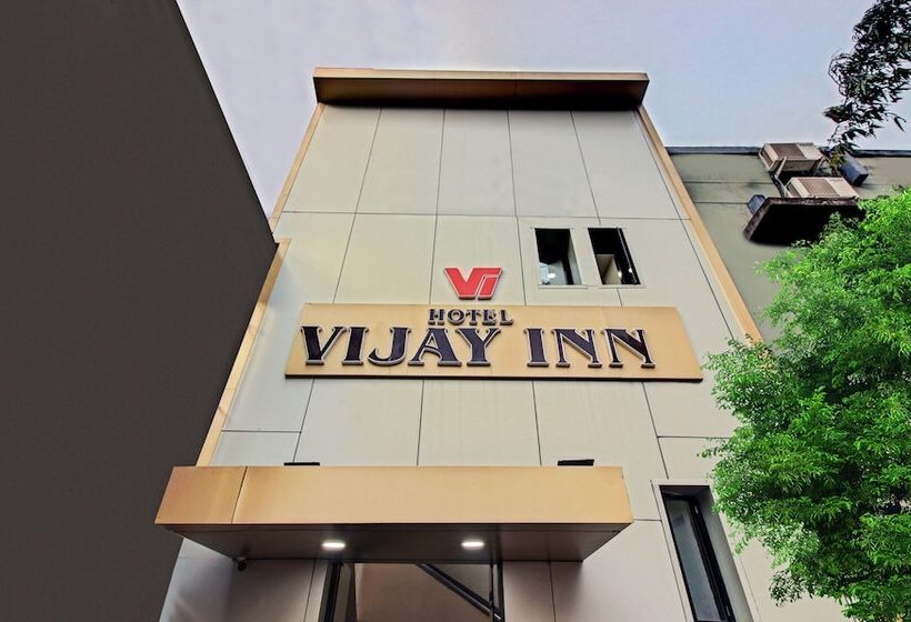 בית מלון כפרי Treebo Trip Vijay Inn